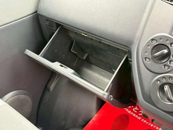タウンエースバン1.5 GL 4WD　全塗装済　寒冷地仕様　社外ナビ　フルセグ　バックカメラ　ETC　キーレスエントリー　リアヒーター　パワステ　パワーウィンドウ　エアコン　ABS 1500