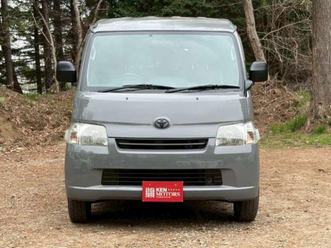 タウンエースバン1.5 GL 4WD　全塗装済　寒冷地仕様　社外ナビ　フルセグ　バックカメラ　ETC　キーレスエントリー　リアヒーター　パワステ　パワーウィンドウ　エアコン　ABS 1500