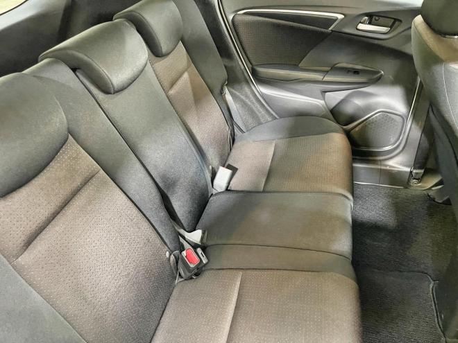 フィット1.5ハイブリッドFパッケージ 4WD 5年保証 スマキー ナビ ETC 自社認証工場 車検整備2年付 修復歴無 寒冷地仕様 禁煙