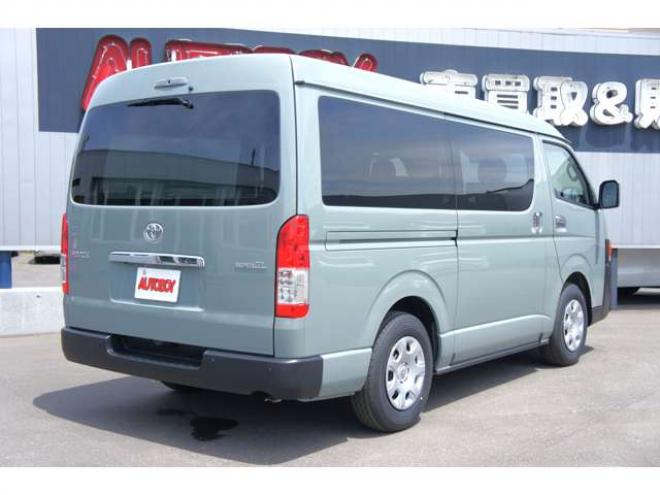 ハイエースバン2.7 スーパーGL ワイド ロング ミドルルーフ 4WD　9型/丸目フェイス/アースカラー/4WD/2.7ガソリン/ナビ付 2700