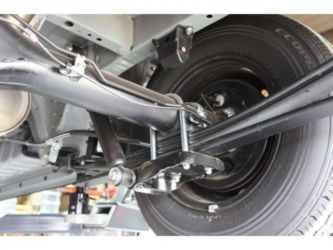 ハイエースバン2.7 スーパーGL ワイド ロング ミドルルーフ 4WD　9型/丸目フェイス/アースカラー/4WD/2.7ガソリン/ナビ付 2700