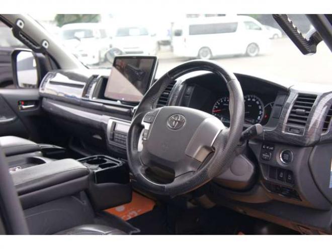 ハイエース2.7 GL ロング ファインテックツアラー 4WD　415COBRA　ファントムヘッドライトシステム&フェイスリフトキット&F/S/R/ルーフスポ/ボンネット/プレステージテールランプ&新作バッドラッカーHP-6　18インチAW　TOYO　H30　225/50R18 2700