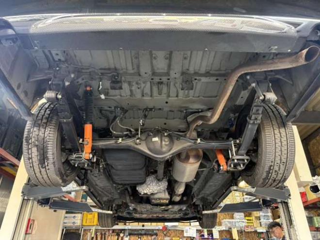 ハイエース2.7 GL ロング ファインテックツアラー 4WD　415COBRA　ファントムヘッドライトシステム&フェイスリフトキット&F/S/R/ルーフスポ/ボンネット/プレステージテールランプ&新作バッドラッカーHP-6　18インチAW　TOYO　H30　225/50R18 2700