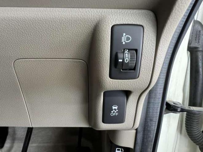 N-BOXG Lパッケージ 4WD　プッシュスタート　スマートキー　オートエアコン　前後ドライブレコーダー　片側パワースライドドア　シートカバー 660