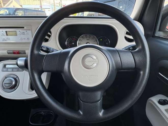 ミラココアX 4WD　インテリキー　オートエアコン　エンジンスターター　電動格納ミラー　アイドリングストップ　CD AUX 660