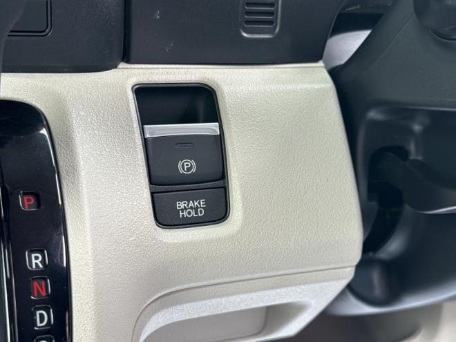 N-BOX660 4WD ローンが不安な方＜優遇ローン＞本州仕入　寒冷地仕様 純正オーディオ 4WD 660 5Dr