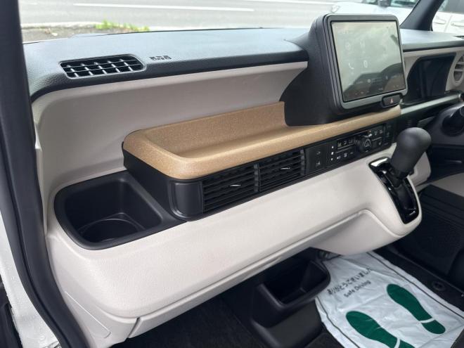 N-BOX660 4WD ローンが不安な方＜優遇ローン＞本州仕入　寒冷地仕様 純正オーディオ 4WD 660 5Dr