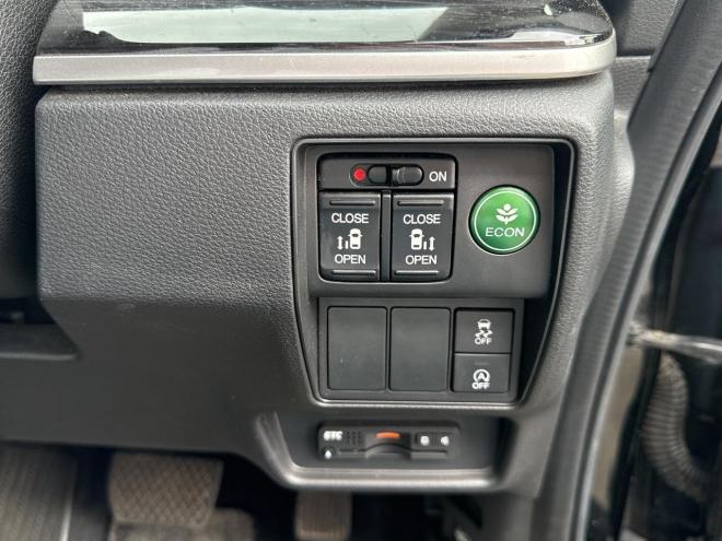 オデッセイ2.4アブソルートEXホンダセンシング 4WD ローンが不安な方＜優遇ローン＞本州仕入　社外7インチナビ　バックカメラ 4WD 2400 5Dr