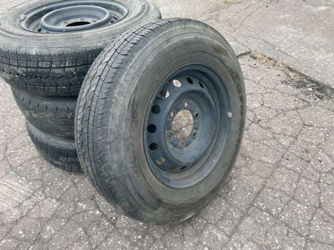 ハイエース2.7 GL ロング ミドルルーフ 4WD　4WD　トヨタセーフティーセンス　フロントリアヒーター　左側パワースライド 2700