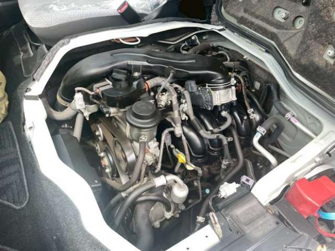 ハイエースコミューター 2.7 GL 4WD　4WD　14人乗り　リヤヒーター　リヤエアコン 2700