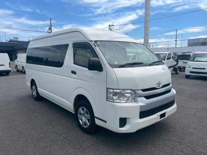 ハイエースコミューター 2.7 GL 4WD　4WD　14人乗り　リヤヒーター　リヤエアコン 2700