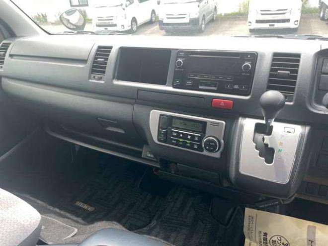 ハイエースコミューター 2.7 GL 4WD　4WD　14人乗り　リヤヒーター　リヤエアコン 2700