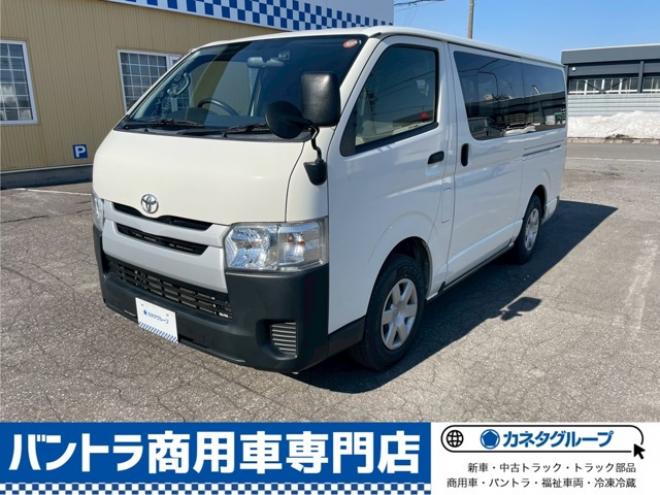 ハイエースバン2.8 DX ロング ディーゼルターボ 4WD　4WD　9人乗り　社外ナビ 2800