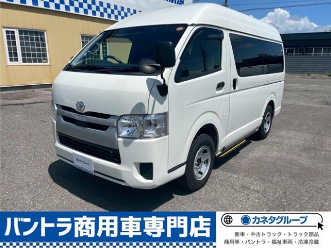 ハイエースバン2.8 ウェルキャブ Bタイプ ロング ディーゼルターボ 4WD　4WD　寒冷地仕様　10人乗り(車いす2基+8人)　パワースライドドア　リヤクーラー　リヤヒーター 福祉車両 2800