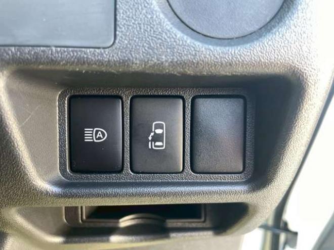 ハイエースバン2.8 ウェルキャブ Bタイプ ロング ディーゼルターボ 4WD　4WD　寒冷地仕様　10人乗り(車いす2基+8人)　パワースライドドア　リヤクーラー　リヤヒーター 福祉車両 2800