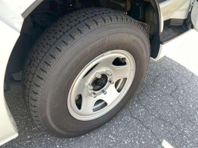 ハイエースバン2.8 ウェルキャブ Bタイプ ロング ディーゼルターボ 4WD　4WD　寒冷地仕様　10人乗り(車いす2基+8人)　パワースライドドア　リヤクーラー　リヤヒーター 福祉車両 2800
