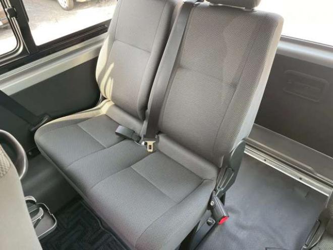 ハイエース2.7 DX ロング ミドルルーフ 4WD　4WD　左側パワースライド　バックカメラ　リアヒーター 2700