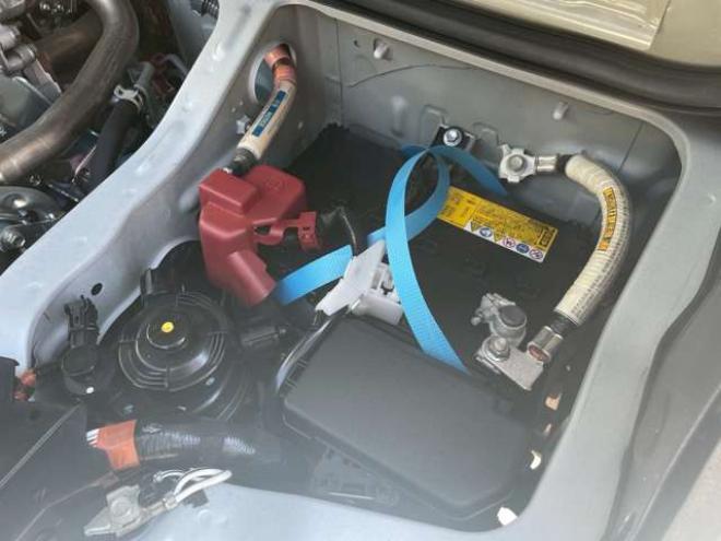 ハイエースバン2.8 DX ロング ディーゼルターボ 4WD　4WD　トヨタセーフティーセンス　寒冷地仕様　フロントリアヒーター　両側スライドドア 2800