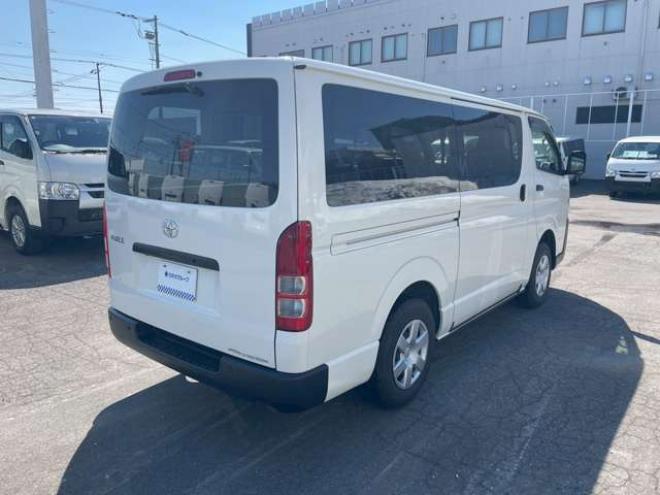 ハイエースバン2.8 DX ロング ディーゼルターボ 4WD　4WD　トヨタセーフティーセンス　寒冷地仕様　フロントリアヒーター　両側スライドドア 2800