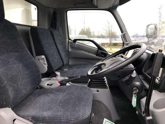 デュトロ深ダンプ　TKG-XZU775 極東開発工業　 4WD 4000