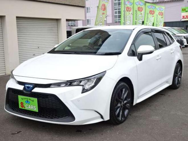 カローラツーリング　1.8 ハイブリッド G-X プラス E-Four 4WD　ハイブリッド機構含保証2年/走行距離無制限　4WD　ワンオーナー セーフティセンス ディスプレイオーディオ・ナビ　バックカメラ　LEDヘッドライト　W/B純正17インチアルミホイール ミラーヒーター 6SRS スマートキー 1800