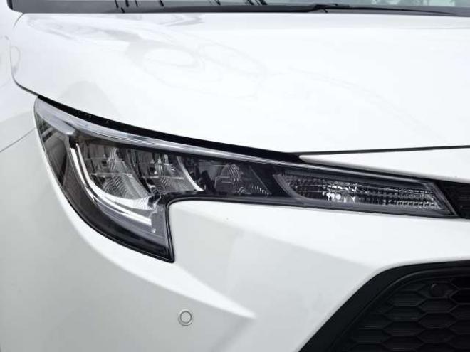 カローラツーリング　1.8 ハイブリッド G-X プラス E-Four 4WD　ハイブリッド機構含保証2年/走行距離無制限　4WD　ワンオーナー セーフティセンス ディスプレイオーディオ・ナビ　バックカメラ　LEDヘッドライト　W/B純正17インチアルミホイール ミラーヒーター 6SRS スマートキー 1800