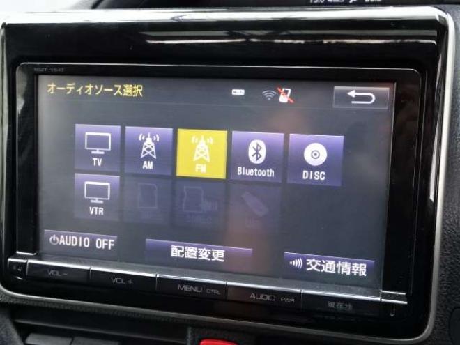 ヴォクシー2.0 ZS 4WD　本州車　保証/走行距離無制限　サンルーフ　4WD　ツインムーンルーフ　両側パワースライドドア　純正9型ナビ　　バックカメラ　Bluetooth接続　前後ドライブレコーダー　コーナーセンサー　ETC　LEDヘッドライト 2000