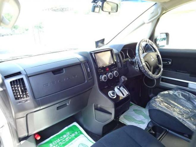 デリカD：5 2.2 D パワーパッケージ ディーゼルターボ 4WD　本州車　保証1年/走行距離無制限　4WD　2.2ディーゼルターボ　両側パワースライドドア　パワーバックドア　8型ナビ　地デジ　バックカメラ　フロント・サイドカメラ　フリップダウンモニター　ETC 18インチアルミ 2300