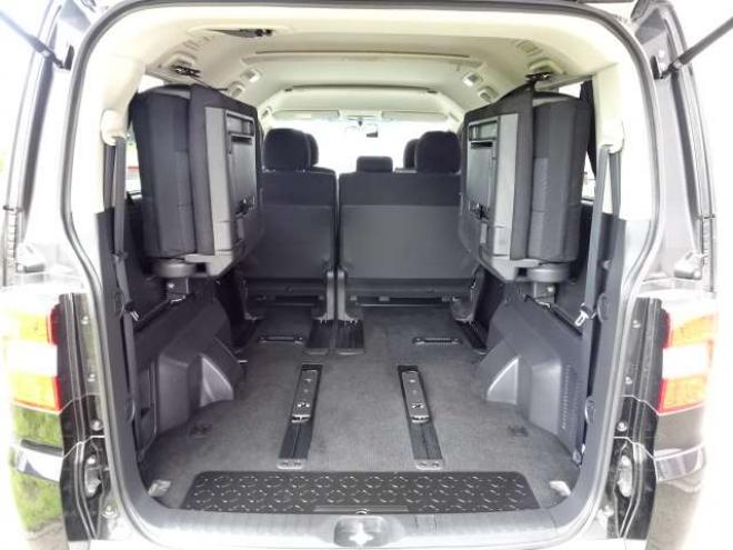デリカD：5 2.2 D パワーパッケージ ディーゼルターボ 4WD　本州車　保証付1年/走行距離無制限　4WD　2.2ディーゼルターボ　両側パワースライドドア　社外ナビ　TV　バックカメラ　前席シートヒーター　ビルトインETC　純正HID　18インチアルミホイール　スマートキー2個 2300