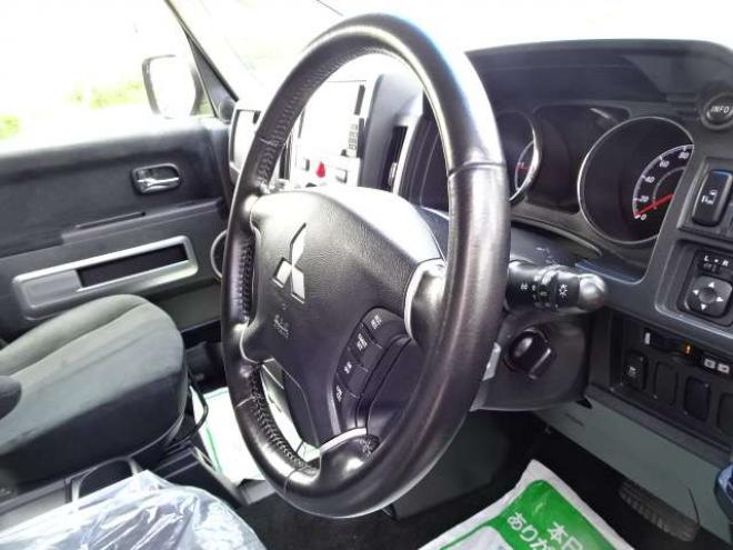 デリカD：5 2.2 D パワーパッケージ ディーゼルターボ 4WD　本州車　保証付1年/走行距離無制限　4WD　2.2ディーゼルターボ　両側パワースライドドア　社外ナビ　TV　バックカメラ　前席シートヒーター　ビルトインETC　純正HID　18インチアルミホイール　スマートキー2個 2300