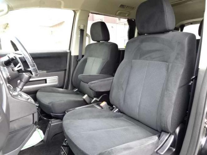 デリカD：5 2.2 D パワーパッケージ ディーゼルターボ 4WD　本州車　保証付1年/走行距離無制限　4WD　2.2ディーゼルターボ　両側パワースライドドア　社外ナビ　TV　バックカメラ　前席シートヒーター　ビルトインETC　純正HID　18インチアルミホイール　スマートキー2個 2300