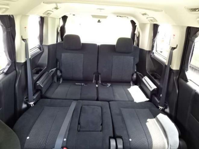 デリカD：5 2.2 D パワーパッケージ ディーゼルターボ 4WD　本州車　保証付1年/走行距離無制限　4WD　2.2ディーゼルターボ　両側パワースライドドア　社外ナビ　TV　バックカメラ　前席シートヒーター　ビルトインETC　純正HID　18インチアルミホイール　スマートキー2個 2300