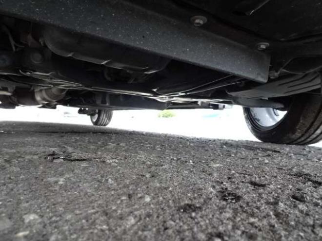ヴォクシー2.0 ZS 煌 4WD　本州車　保証1年/走行距離無制限　4WD　後期　トヨタセーフティセンス　両側パワースライドドア　純正ナビ　地デジ　バックカメラ　エンジンスターター　LEDヘッドライト　ドライブレコーダー　AUTOHIビーム 2000