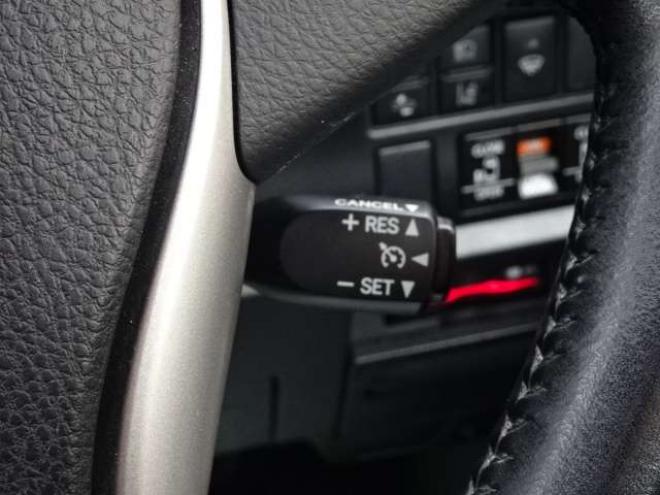 ヴォクシー2.0 ZS 煌 4WD　本州車　保証1年/走行距離無制限　4WD　後期　トヨタセーフティセンス　両側パワースライドドア　純正ナビ　地デジ　バックカメラ　エンジンスターター　LEDヘッドライト　ドライブレコーダー　AUTOHIビーム 2000