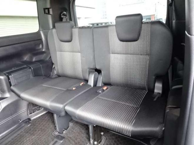 ヴォクシー2.0 ZS 煌 4WD　本州車　保証1年/走行距離無制限　4WD　後期　トヨタセーフティセンス　両側パワースライドドア　純正ナビ　地デジ　バックカメラ　エンジンスターター　LEDヘッドライト　ドライブレコーダー　AUTOHIビーム 2000