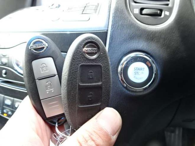 スカイラインクロスオーバー3.7 370GT FOUR タイプP 4WD　本州車　純正エアロ　メーカーナビ　地デジ　フロントカメラ　サイドカメラ　バックカメラ　BOSEサウンドシステム　黒本革シート　パワーシート　シートヒーター　ETC　プッシュスタート　ステアリングスイッチ 3700