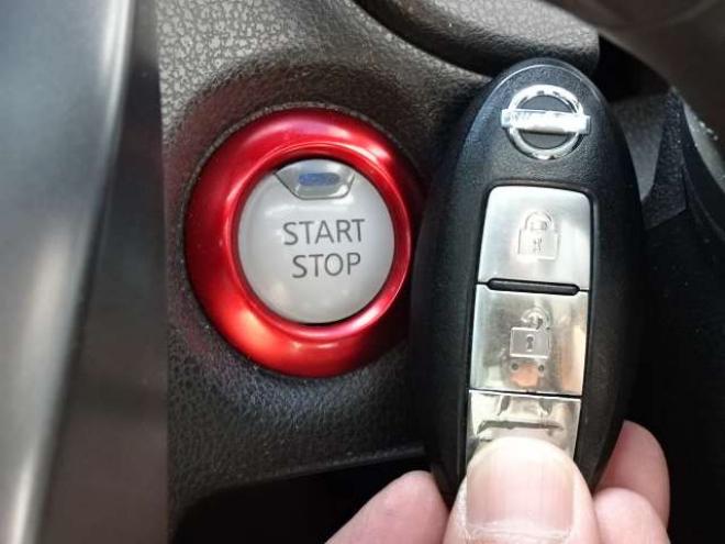 ノート1.2 e-POWER NISMO　本州車　ハイブリットシステム保証2年付　ワンオーナー　社外ナビ　Bluetooth接続　 エマージェンシーブレーキサポート　車線逸脱警報　NISMO純正アルミ　純正LEDヘッドライト　プッシュスタート　冬タイヤ付 2WD 1200