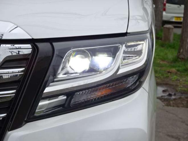 アルファード2.5 S 4WD　本州車　保証1年/走行距離無制限　4WD　両側パワースライドドア　社外9型ナビ　地デジ　バックカメラ　Bluetooth接続　LEDヘッドライト　前後ドライブレコーダー　ビルトインETC　冬タイヤ付属　純正18インチアルミ 2500