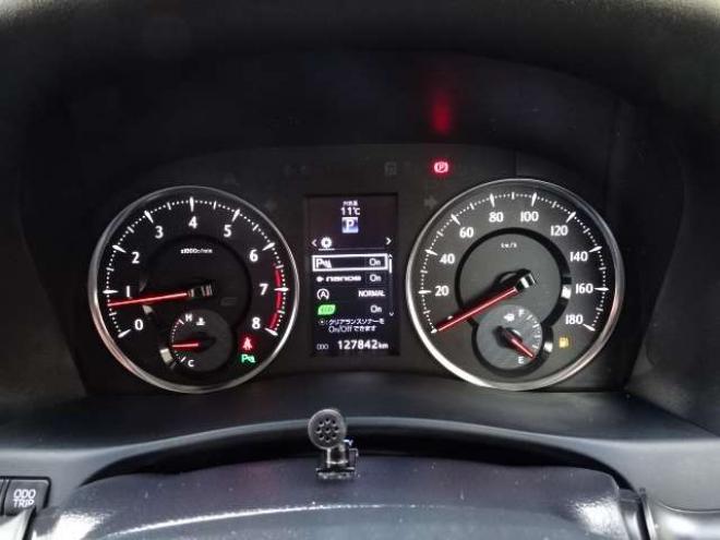 アルファード2.5 S 4WD　本州車　保証1年/走行距離無制限　4WD　両側パワースライドドア　社外9型ナビ　地デジ　バックカメラ　Bluetooth接続　LEDヘッドライト　前後ドライブレコーダー　ビルトインETC　冬タイヤ付属　純正18インチアルミ 2500