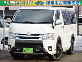 ハイエースバン　2.8 スーパーGL ロング ディーゼルターボ 4WD　本州車　4WD　プッシュスタート　スマートキー　オートマチックハイビーム　ETC　MID　GRCIA　WHEEL　バックカメラ　リヤヒーター　リヤエアコン　AC100V　冬タイヤ付属 2800