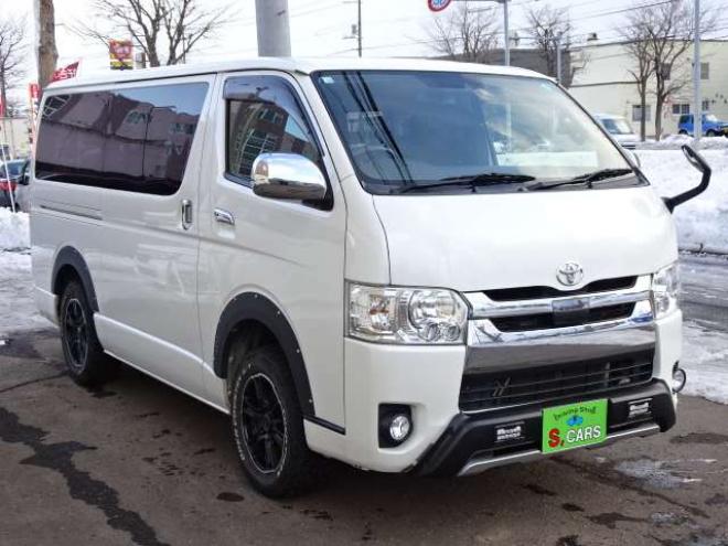 ハイエースバン2.8 スーパーGL ロング ディーゼルターボ 4WD　本州車　4WD　プッシュスタート　スマートキー　オートマチックハイビーム　ETC　MID　GRCIA　WHEEL　バックカメラ　リヤヒーター　リヤエアコン　AC100V　冬タイヤ付属 2800