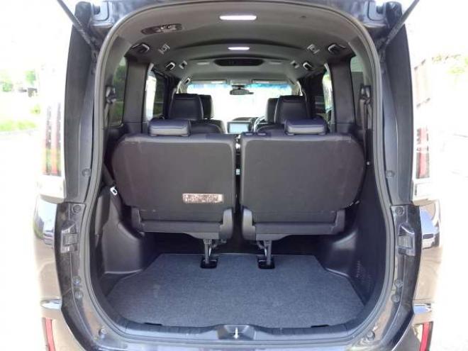 エスクァイア2.0 Gi 4WD　本州車　保証1年/走行距離無制限　4WD　モデリスタエアロ　トヨタセーフティセンスC　TEIN車高調　純正オプショングリル　両側パワースライドドア　純正10型ナビ　TV　バックカメラ　純正エンジンスターター 本革 2000
