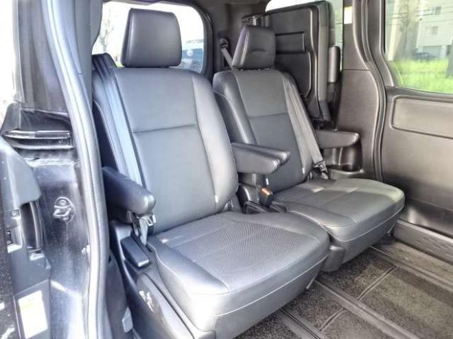 エスクァイア2.0 Gi 4WD　本州車　保証1年/走行距離無制限　4WD　モデリスタエアロ　トヨタセーフティセンスC　TEIN車高調　純正オプショングリル　両側パワースライドドア　純正10型ナビ　TV　バックカメラ　純正エンジンスターター 本革 2000