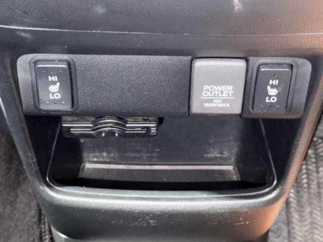 N-BOXG Lパッケージ 4WD　防錆塗装4WDTVナビBカメETC 660