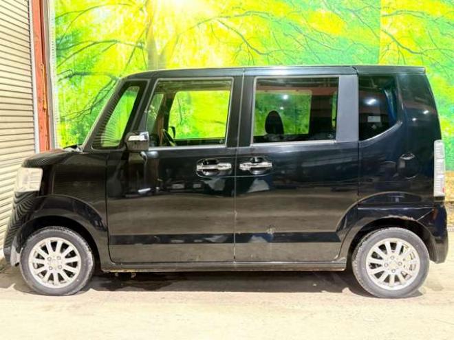 N-BOXG Lパッケージ 4WD　防錆塗装4WDTVナビBカメETC 660