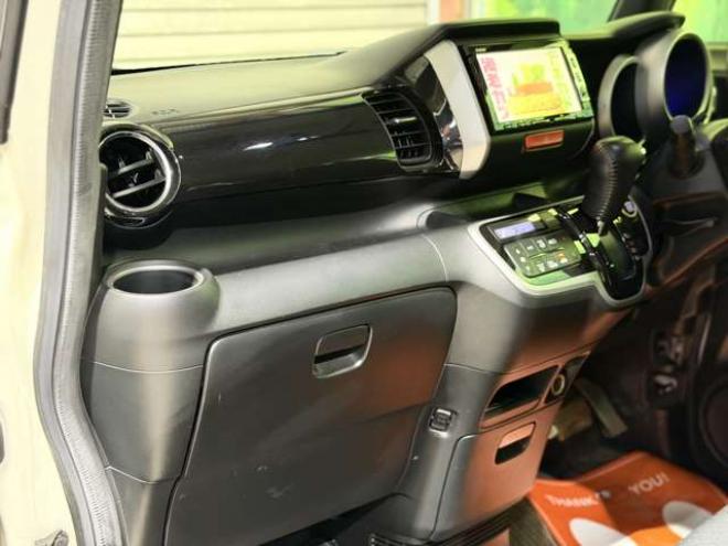 N-BOXカスタムG ターボSSパッケージ 4WD　防錆塗装4WDTVナビBカメエンスタ 660