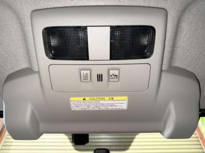 インプレッサスポーツ ハイブリッド 2.0 i-S アイサイト 4WD　防錆塗装4WDTVナビBカメETC積込タイヤ 2000