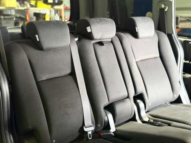 ステップワゴン2.0 スパーダ Z インターナビ セレクション 4WD　防錆塗装4WDTVナビBカメエンスタETC 2000
