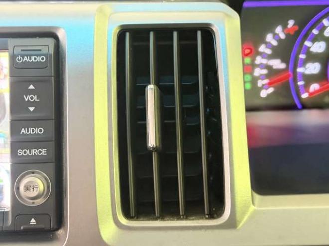 ステップワゴン2.0 スパーダ Z インターナビ セレクション 4WD　防錆塗装4WDTVナビBカメエンスタETC 2000
