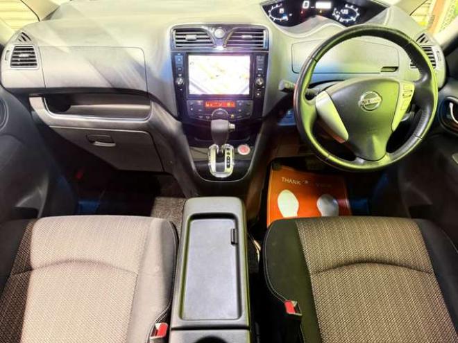 セレナ2.0 ハイウェイスター 4WD　防錆塗装4WDTVナビBカメETCドラレコ後席モニタ 2000